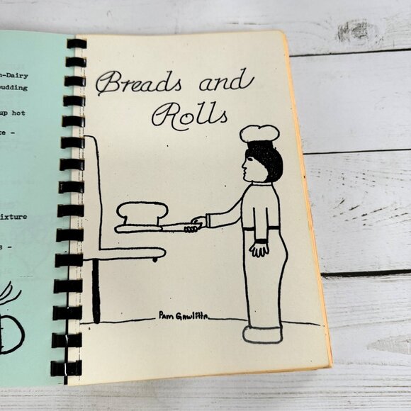 Walker Elementary School Cookbook West Allis WI Community Recipes Vtg Spiral - Picture 5 of 9